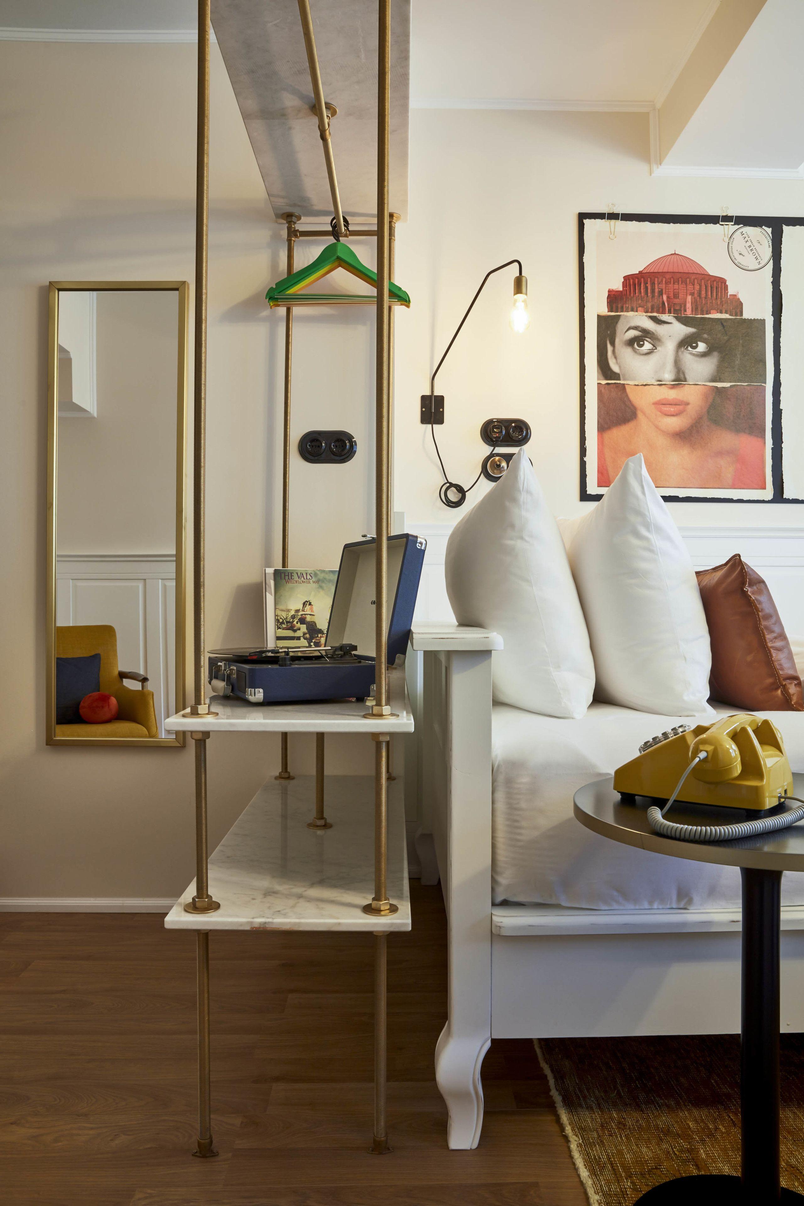 Max Brown Midtown, Part Of Sircle Collection