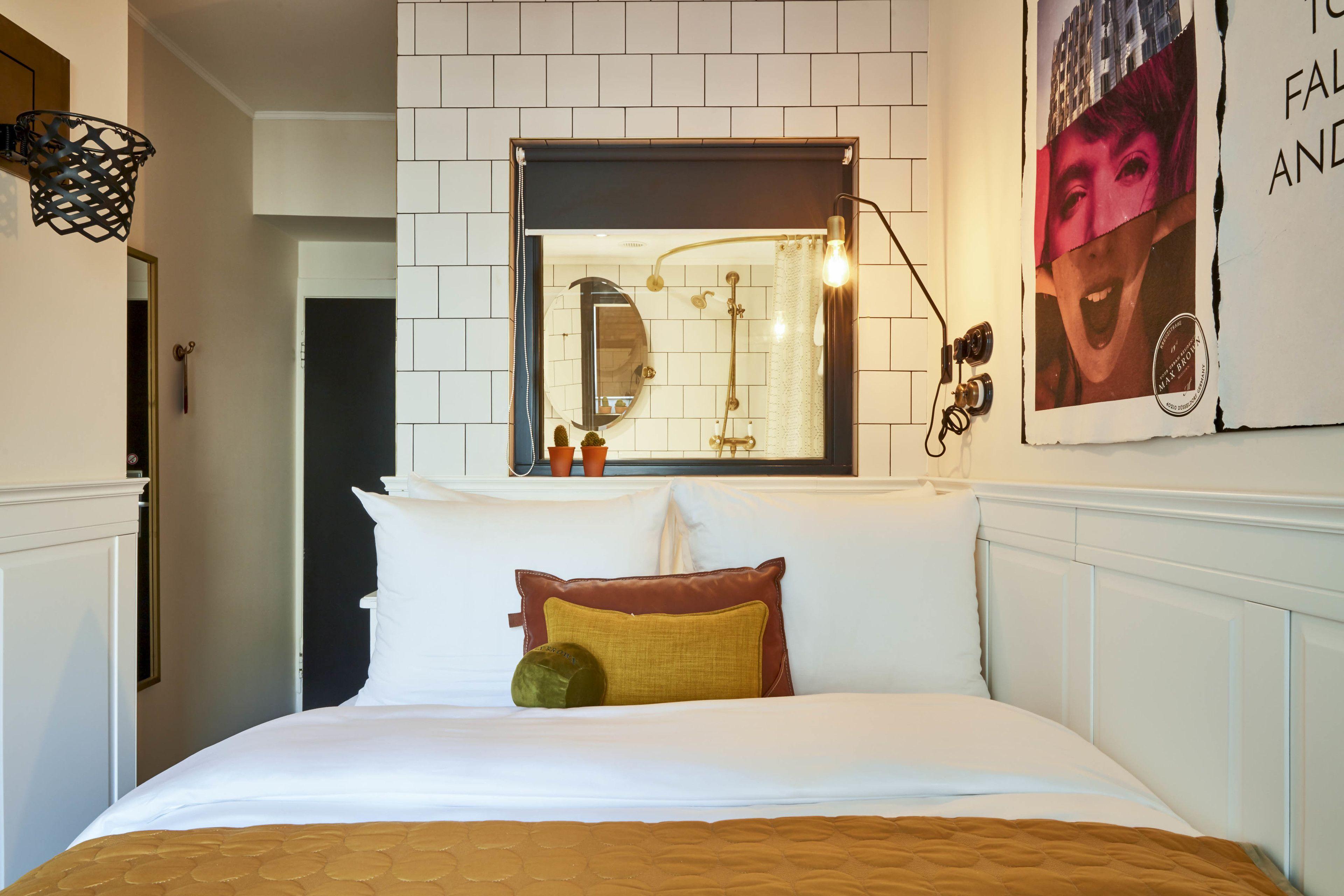 Max Brown Midtown, Part Of Sircle Collection