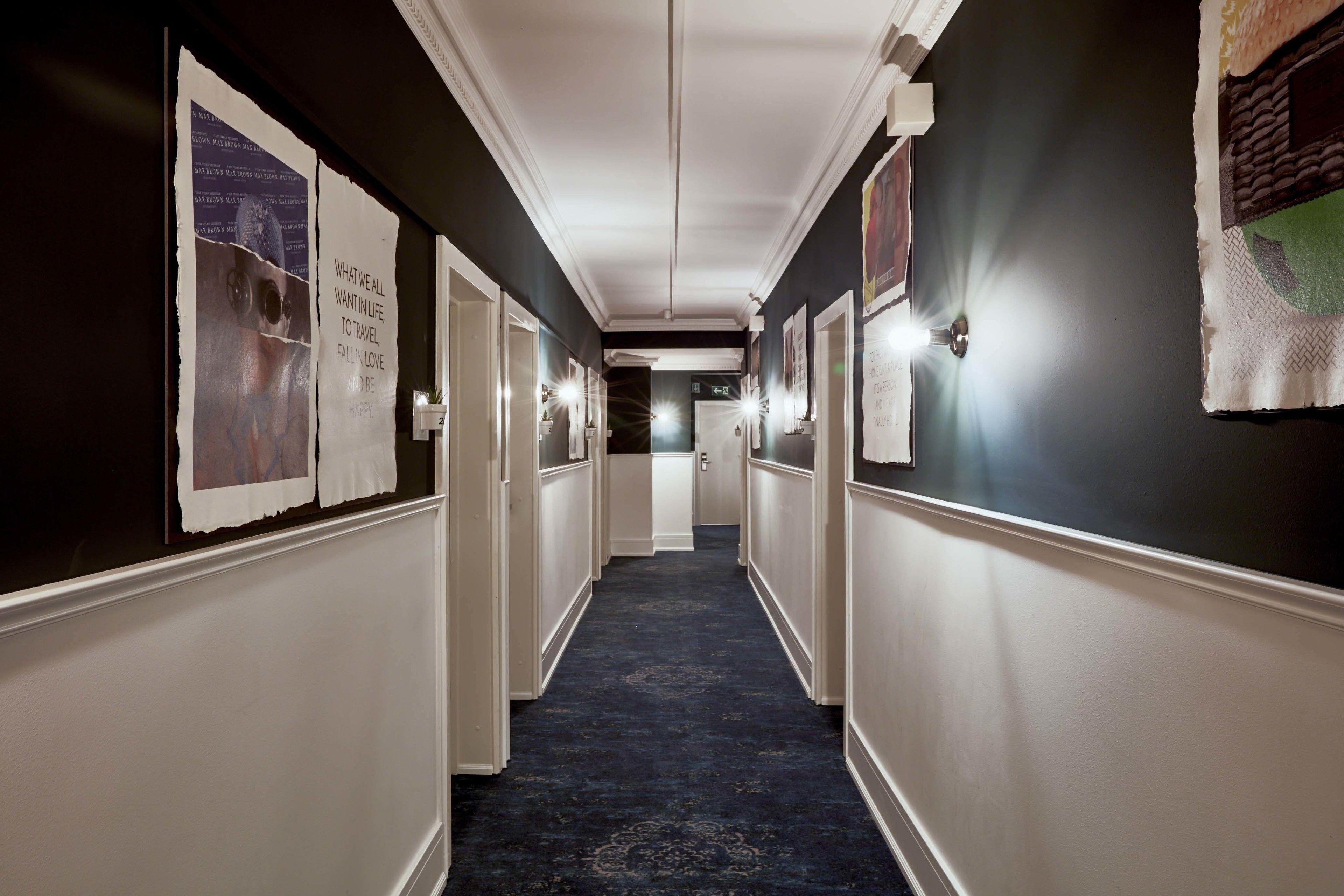 Max Brown Midtown, Part Of Sircle Collection Dusseldorf